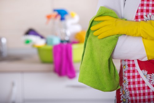 Signs that curtains in Docklands need cleaning and maintenance